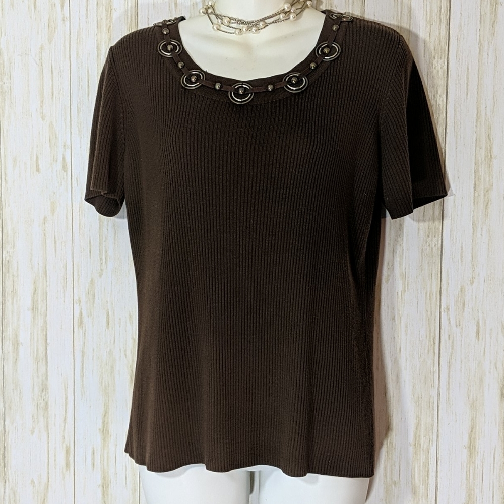 Requirements sweater size extra large